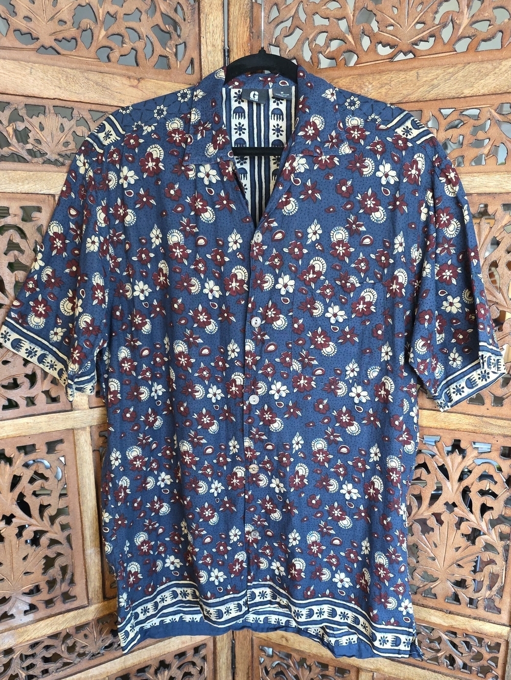 Guess Mens Navy Floral Casual Shirt